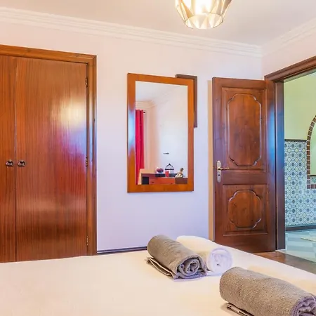 Pinheiro Sun&beach House Holiday home