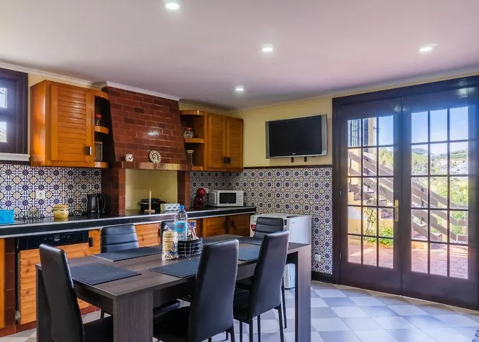 Pinheiro Sun&beach House *