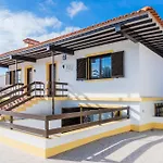 Pinheiro Sun&beach House Casa de Férias Ponta Delgada