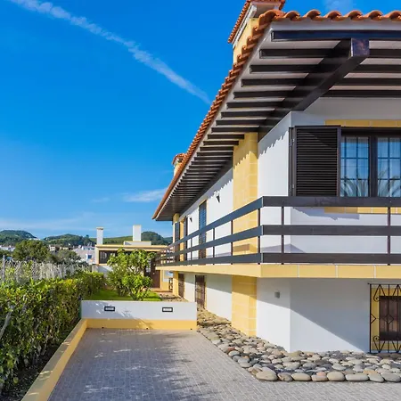 Pinheiro Sun&beach House بيت للعطل *